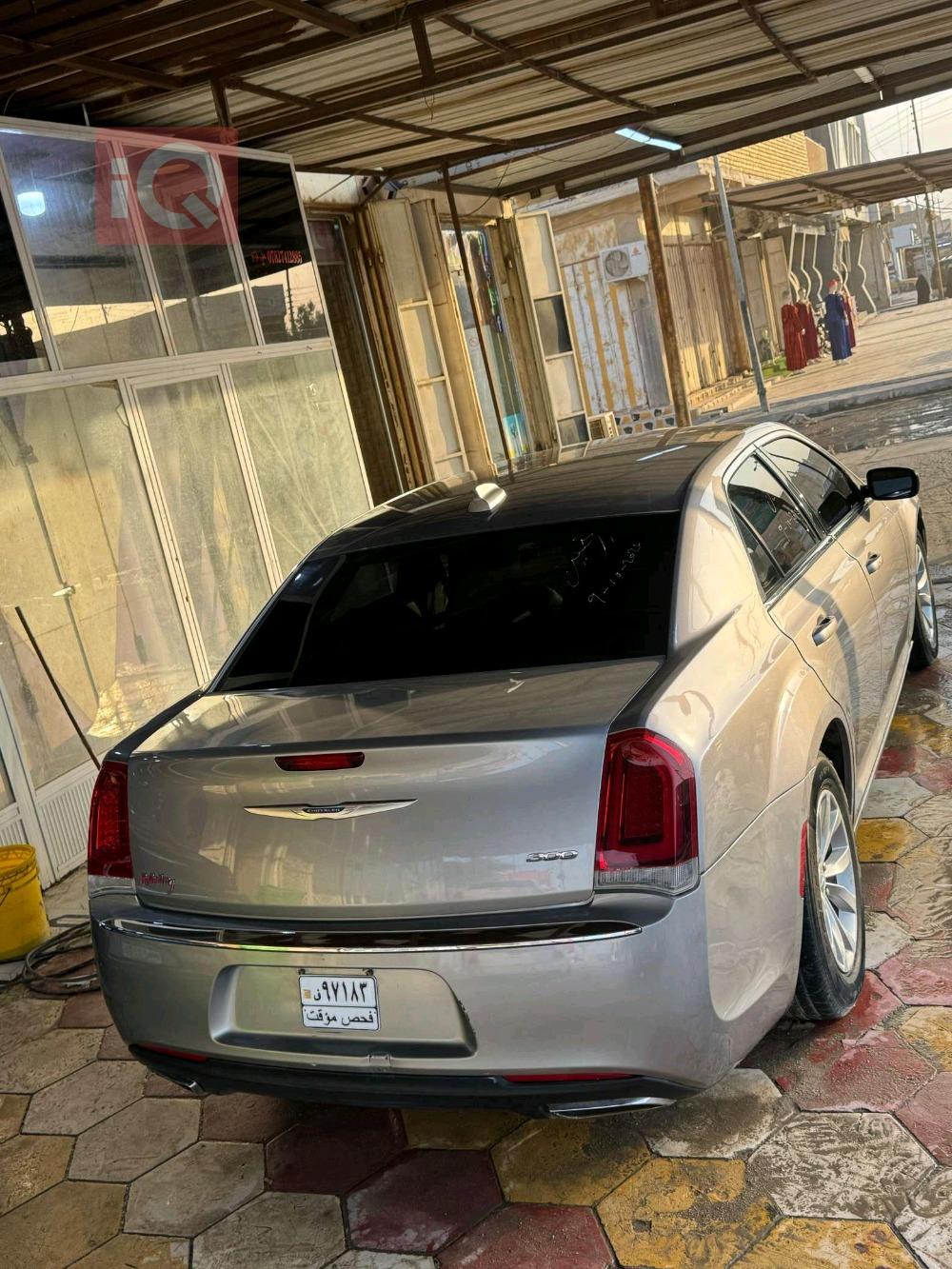 كرايسلر 300
